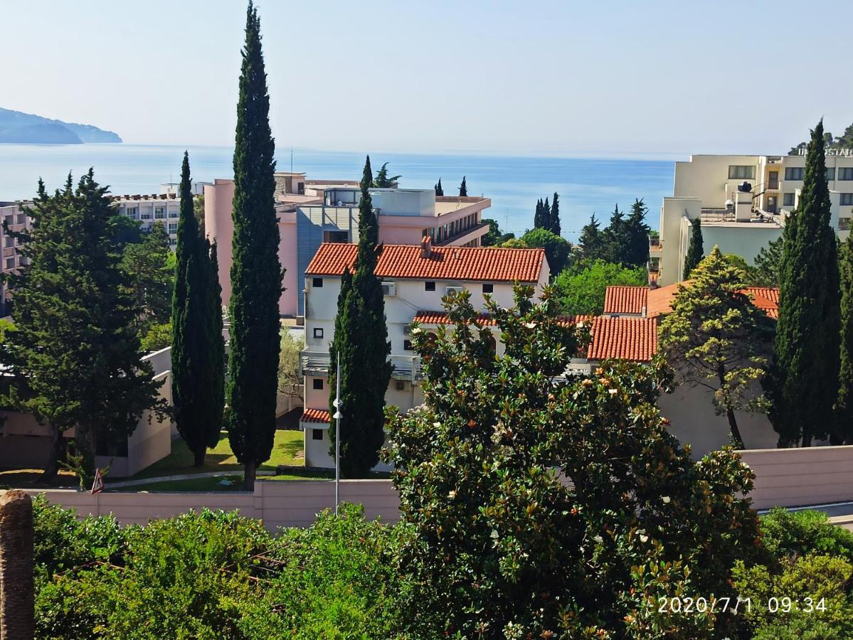 Apartments Mitende Budva Luaran gambar