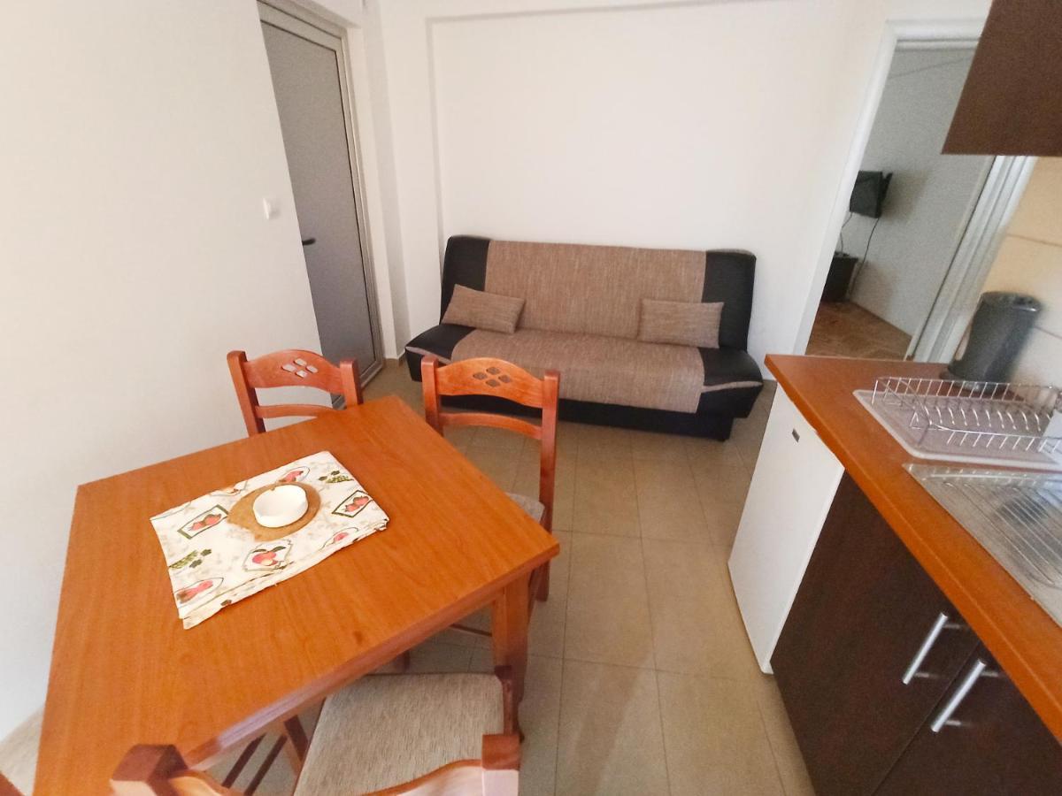 Apartments Mitende Budva Luaran gambar