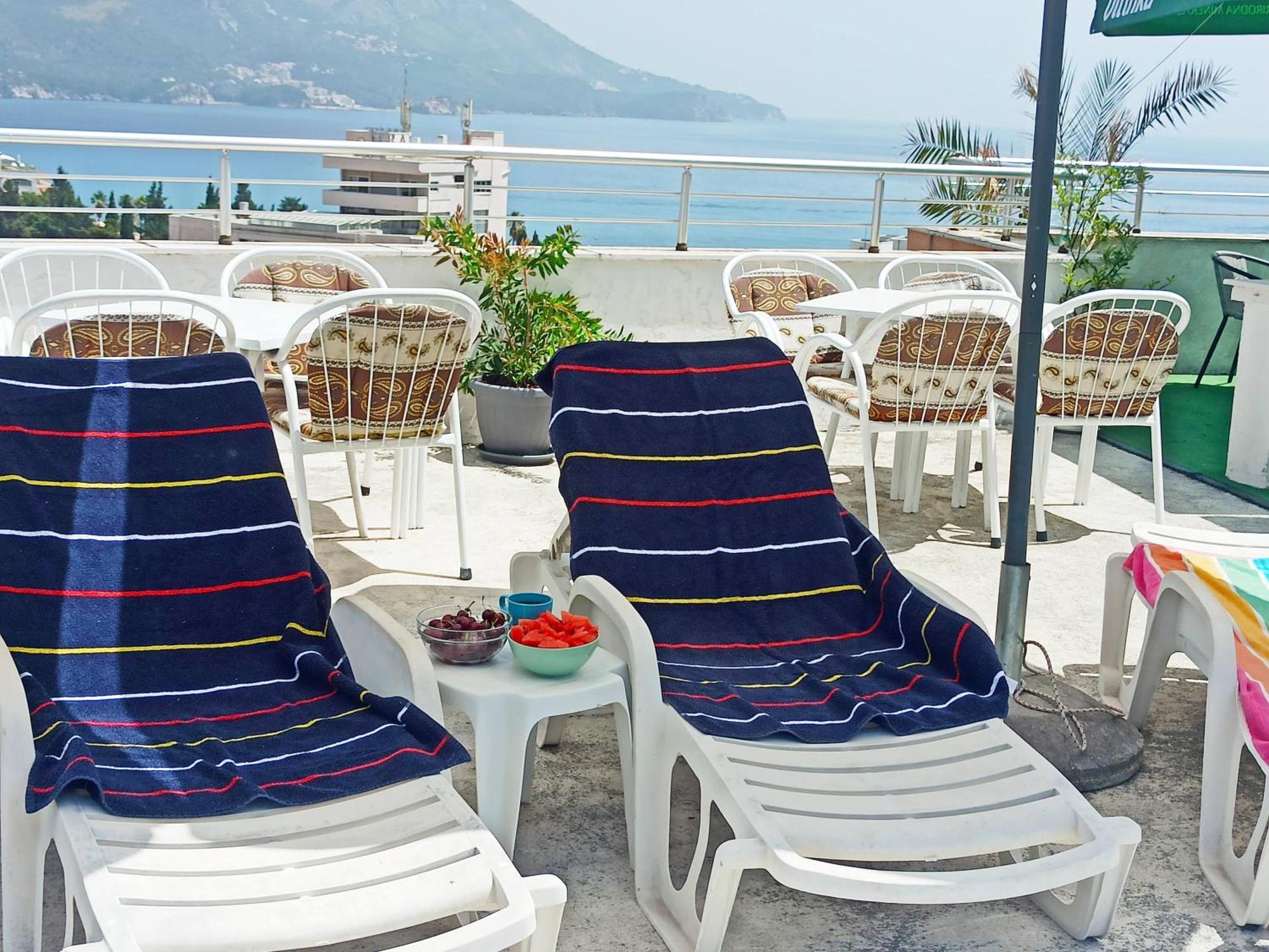 Apartments Mitende Budva Luaran gambar