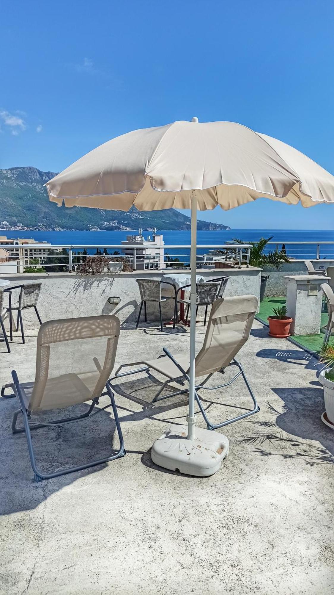 Apartments Mitende Budva Luaran gambar