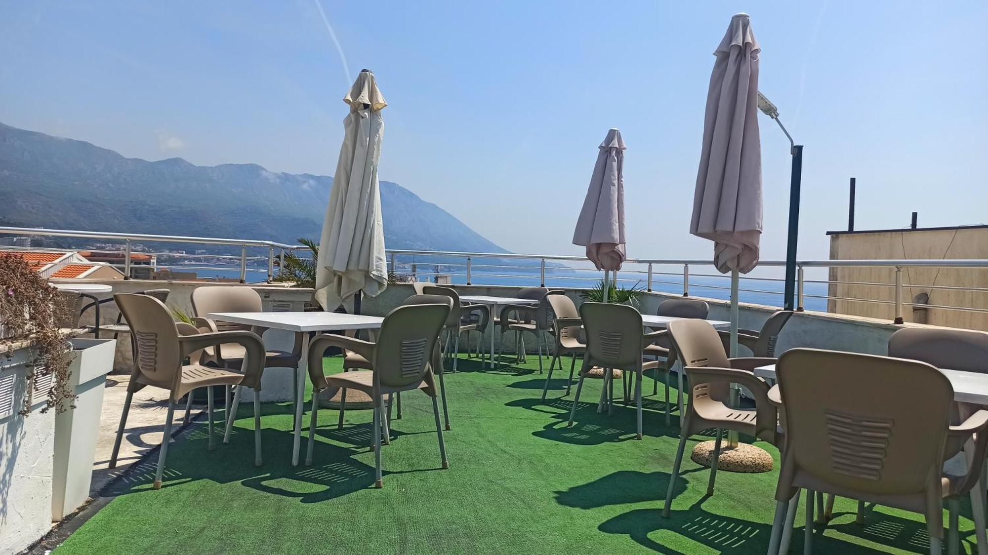 Apartments Mitende Budva Luaran gambar