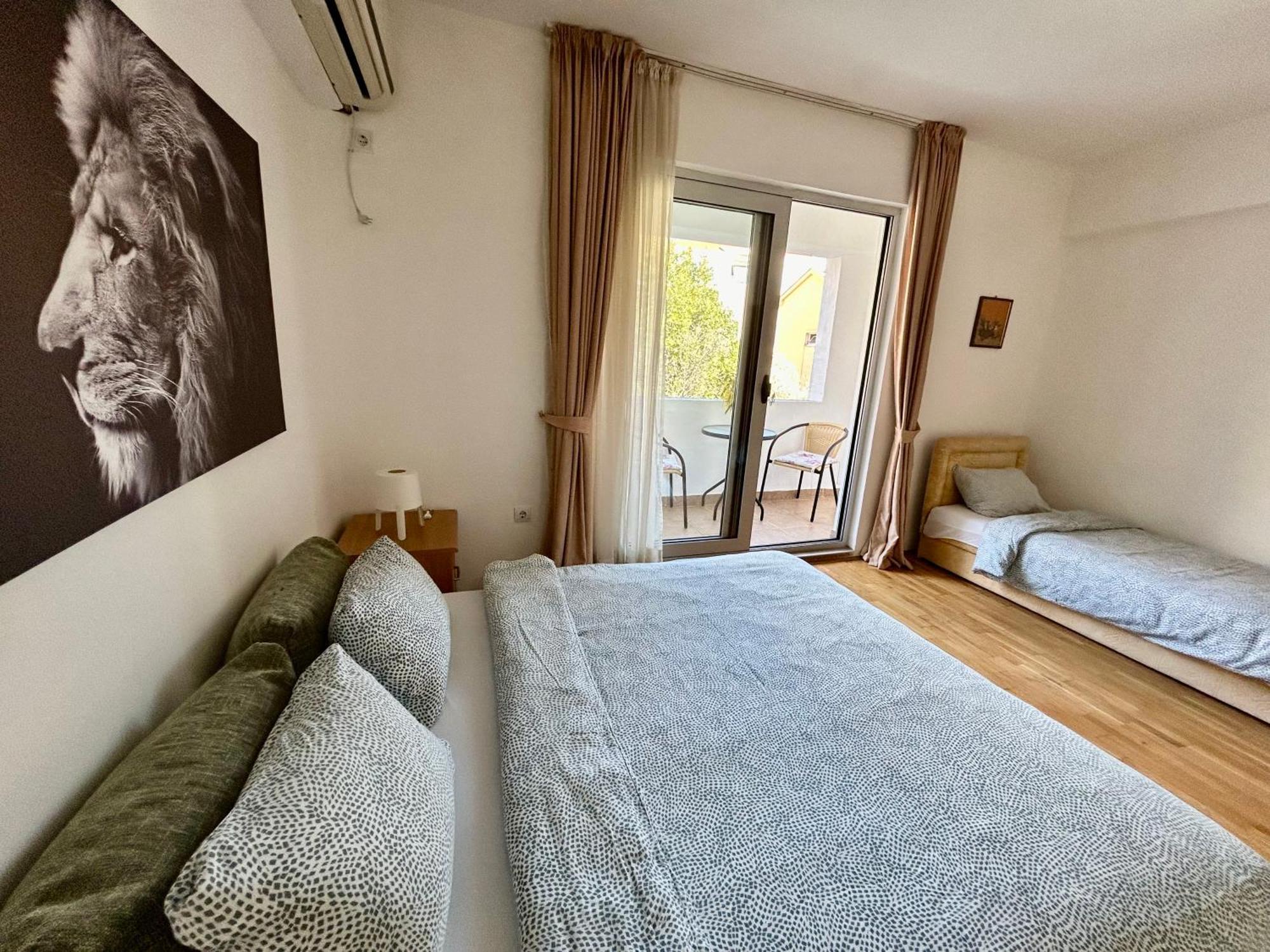Apartments Mitende Budva Luaran gambar
