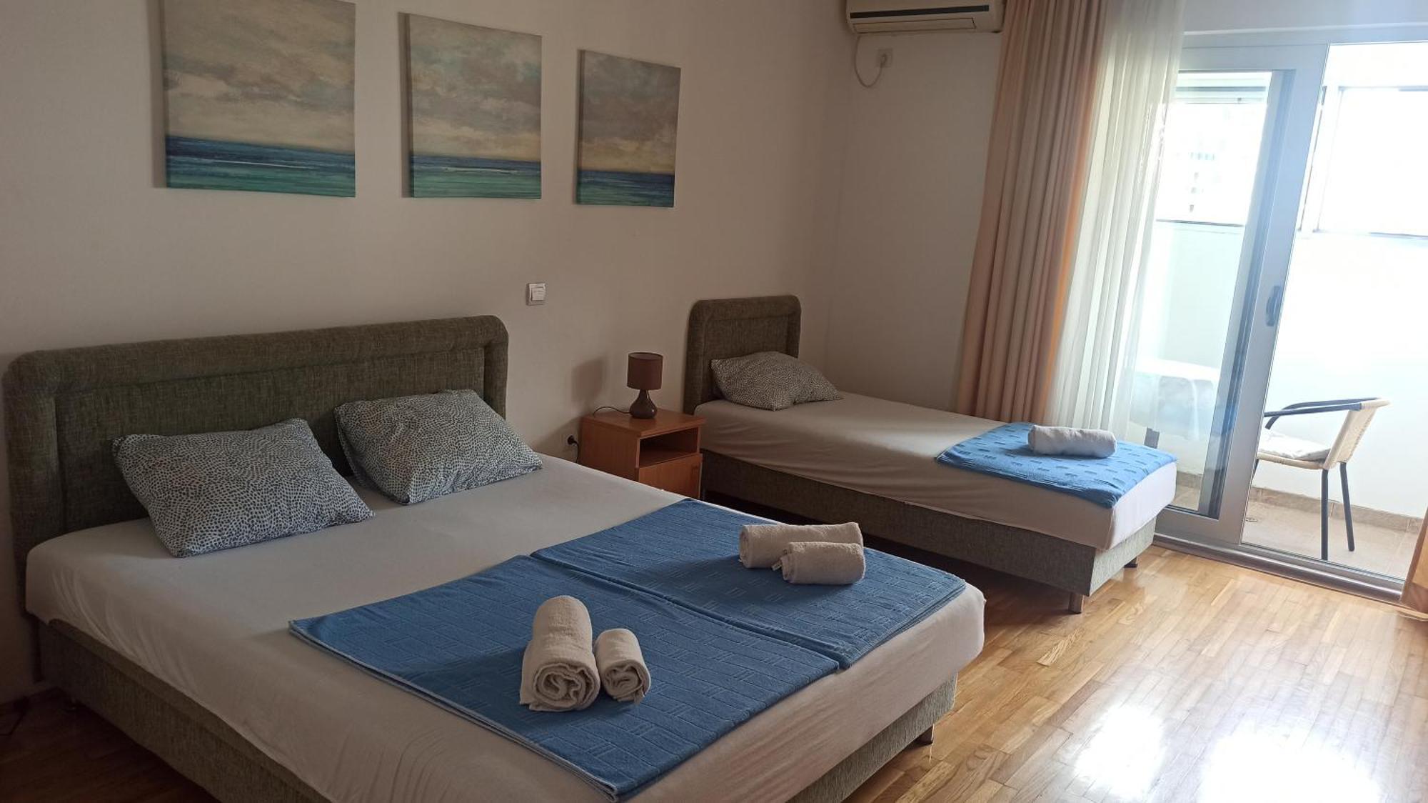 Apartments Mitende Budva Bilik gambar