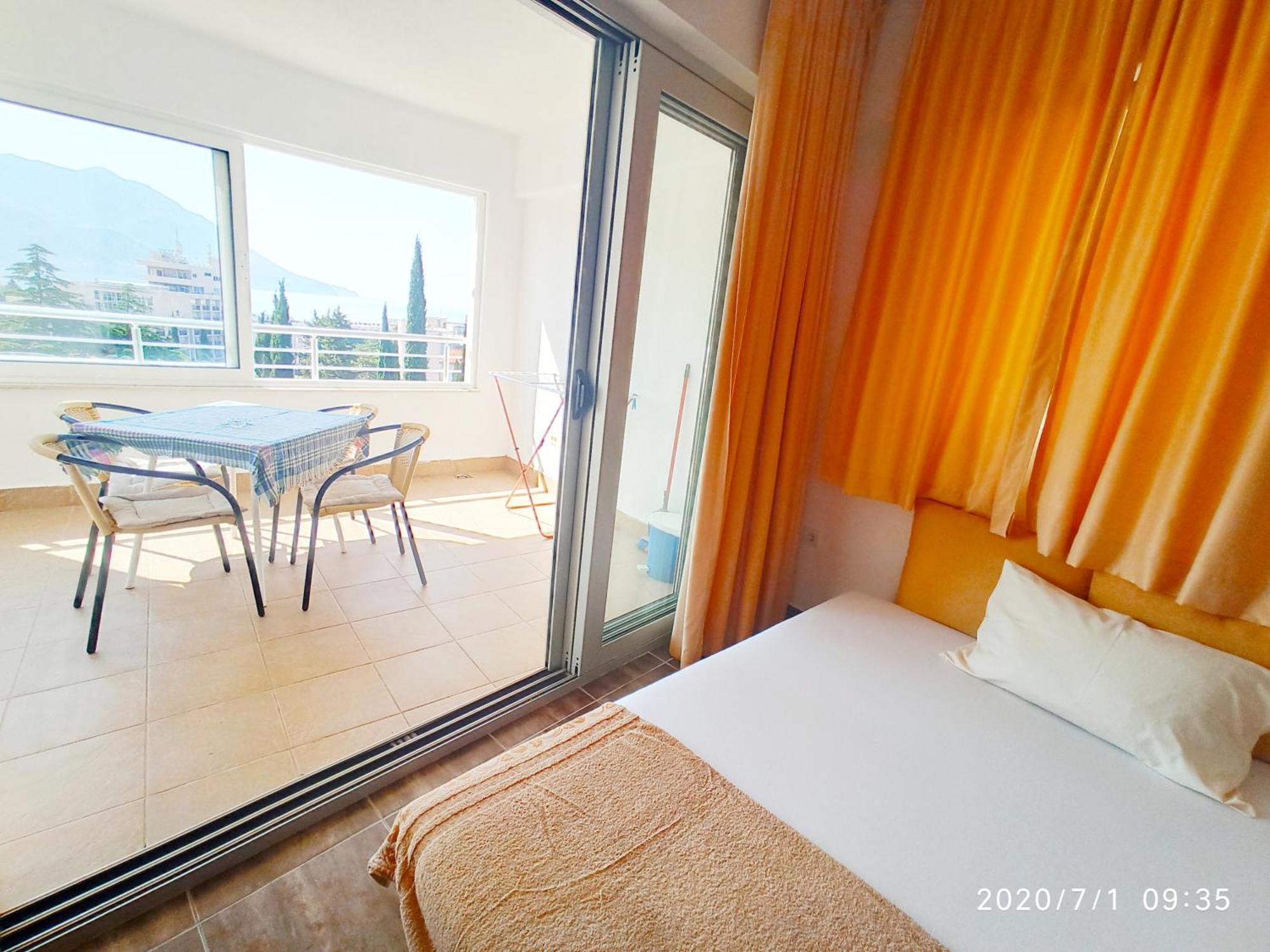 Apartments Mitende Budva Bilik gambar