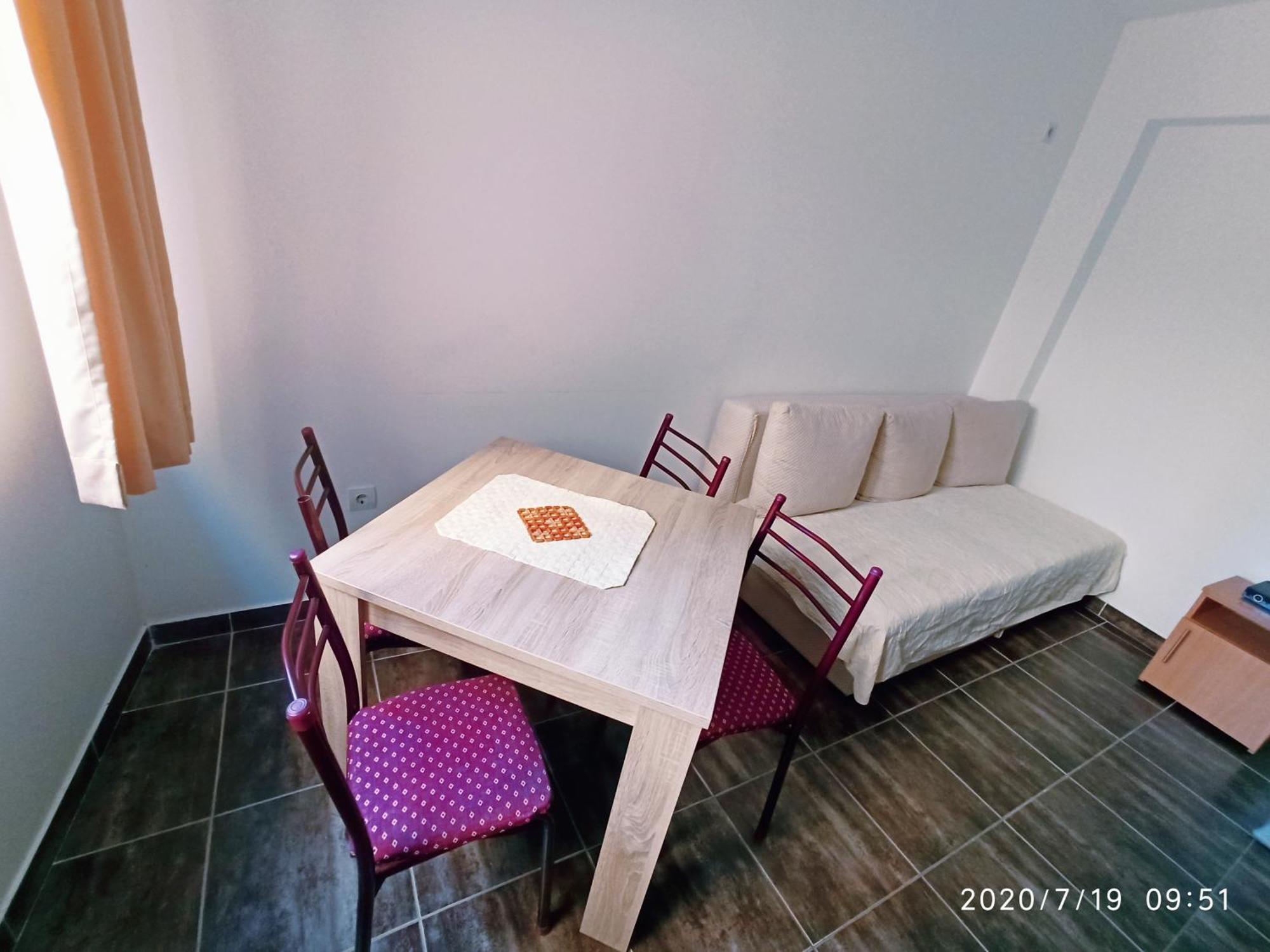 Apartments Mitende Budva Bilik gambar